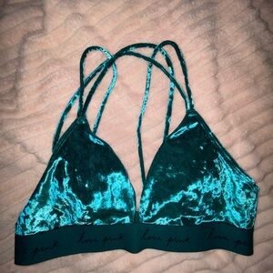 NWOT Aerie Christmas Velvet Bralettes (Sold Separately)💚❤️